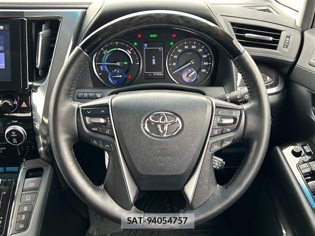 Toyota ALPHARD 2022 8716425-1
