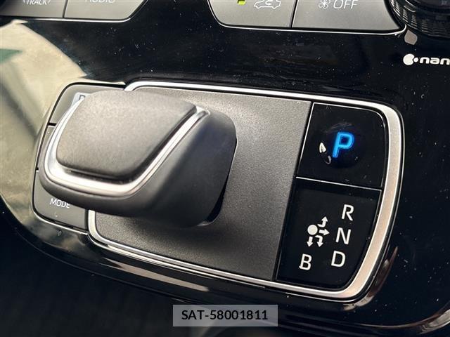 Toyota AQUA 2022 8705858-22