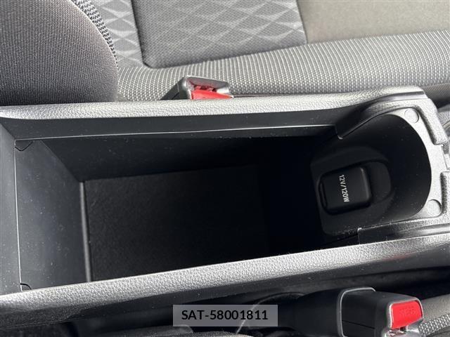Toyota AQUA 2022 8705858-4