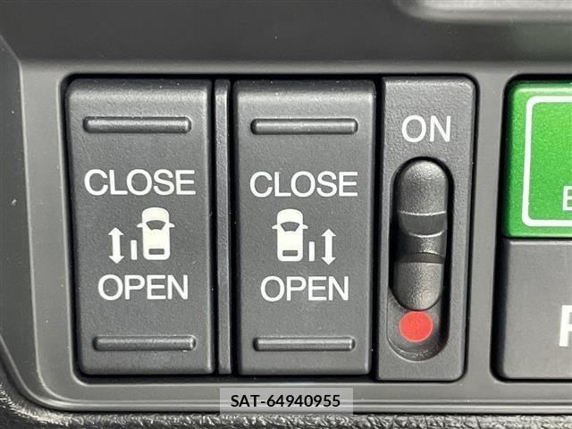 Honda ODYSSEY 2018 8714327-19