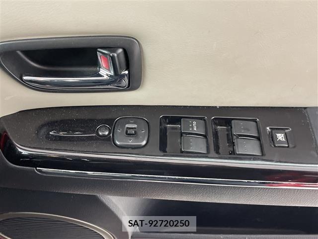Mazda VERISA 2011 8864276-3