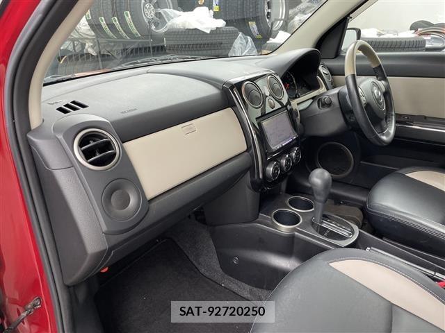 Mazda VERISA 2011 8864276-4