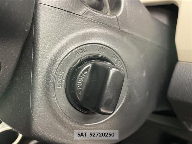 Mazda VERISA 2011 8864276-8