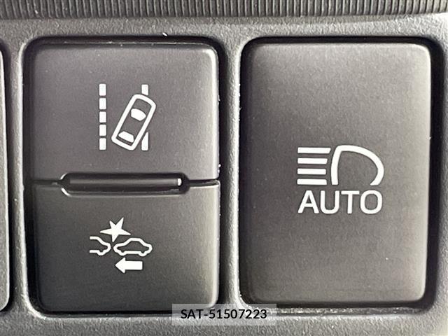 Toyota AQUA 2020 8705859-17