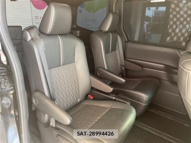 Toyota NOAH 2022 8706402-9