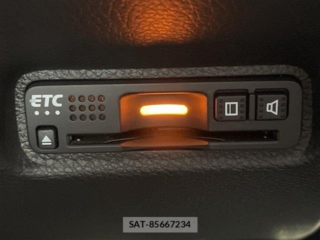 Honda CIVIC 2018 8770433-9