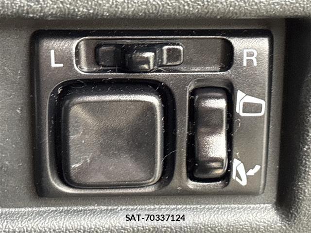 Suzuki JIMNY 2023 8933079-1