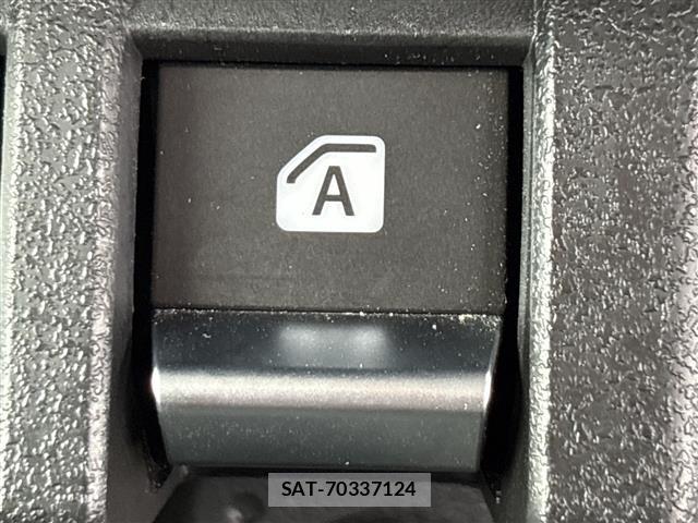 Suzuki JIMNY 2023 8933079-4