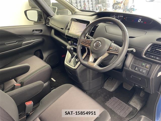 Nissan SERENA 2018 8672299-1