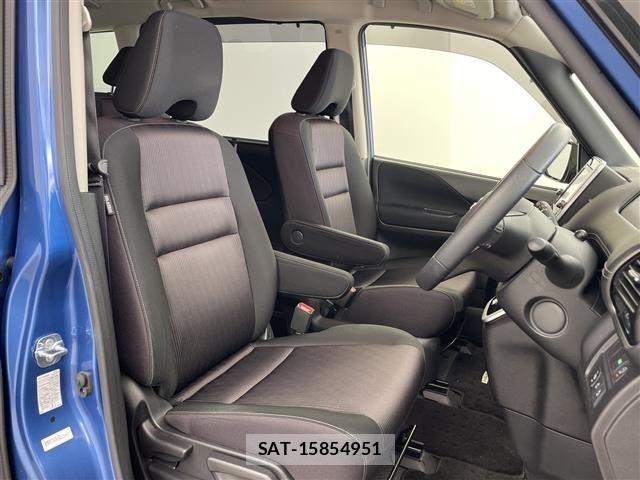 Nissan SERENA 2018 8672299-3
