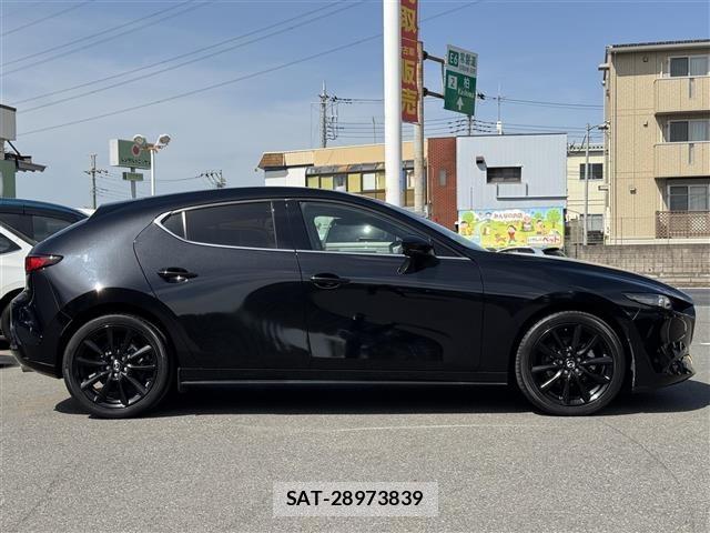 Mazda MAZDA3 2022 8909371-18