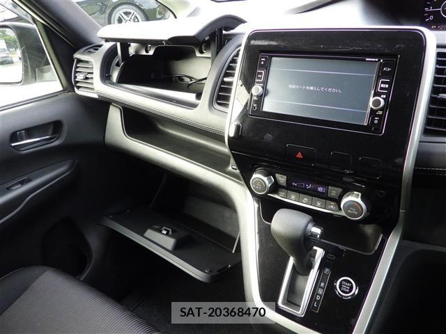 Nissan SERENA 2016 8928222-17