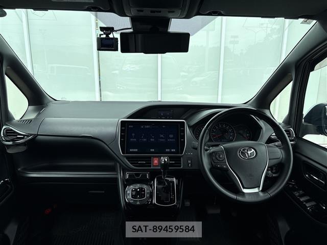 Toyota NOAH 2021 8706409-15