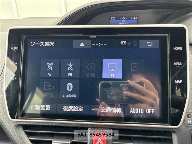 Toyota NOAH 2021 8706409-21