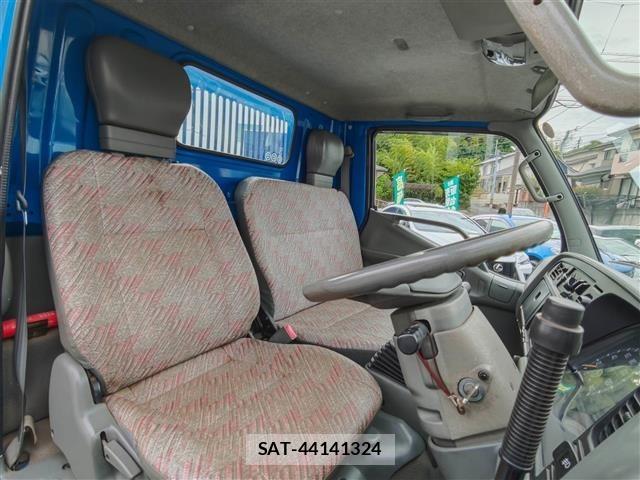 Mitsubishi CANTER 1996 8822165-10