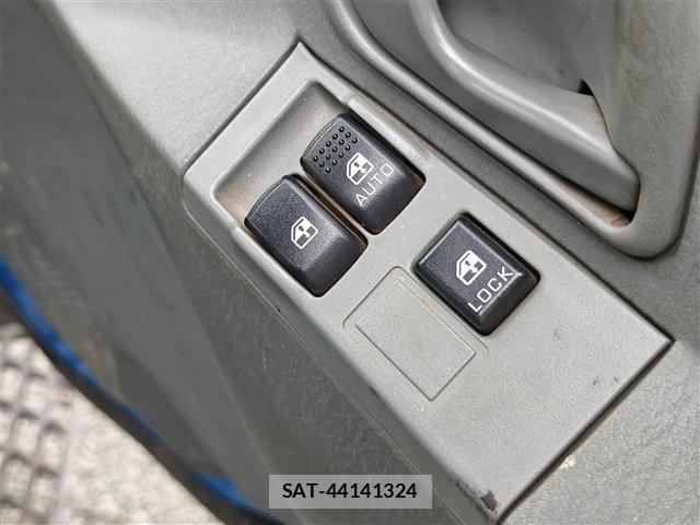 Mitsubishi CANTER 1996 8822165-2
