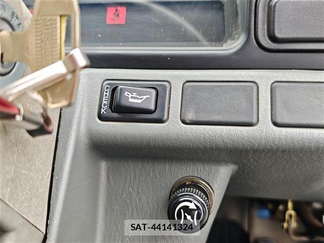 Mitsubishi CANTER 1996 8822165-4