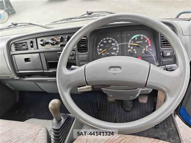 Mitsubishi CANTER 1996 8822165-5