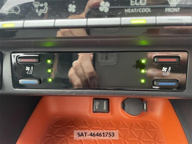 Toyota RAV4 2019 8709518-22