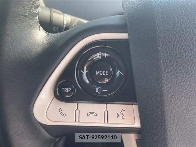 Toyota PRIUS PHV 2017 8715761-11