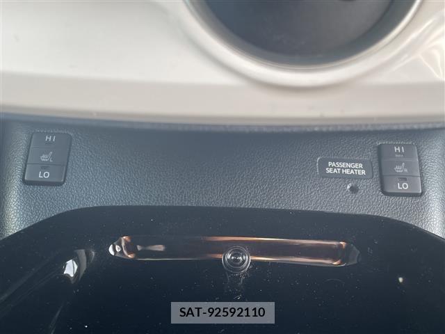 Toyota PRIUS PHV 2017 8715761-3