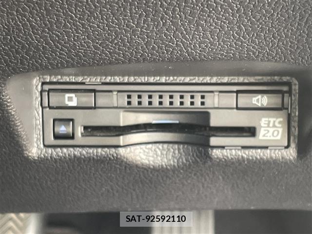 Toyota PRIUS PHV 2017 8715761-7