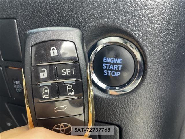 Toyota VELLFIRE 2017 8905523-10