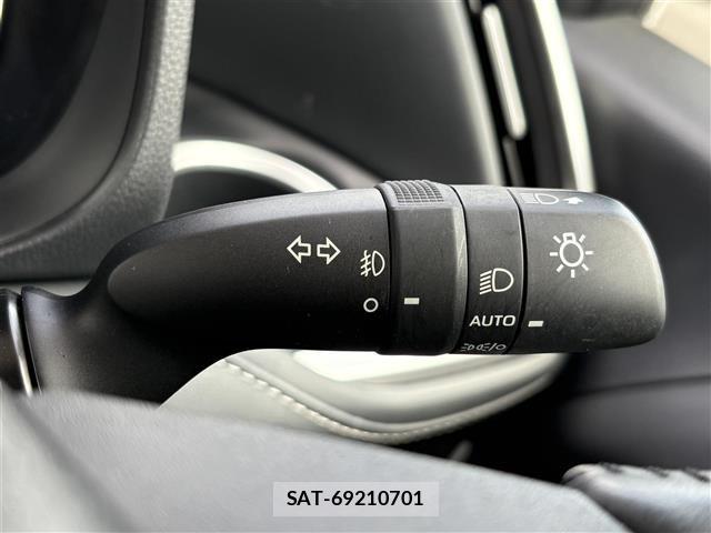 Toyota NOAH 2023 8706413-10