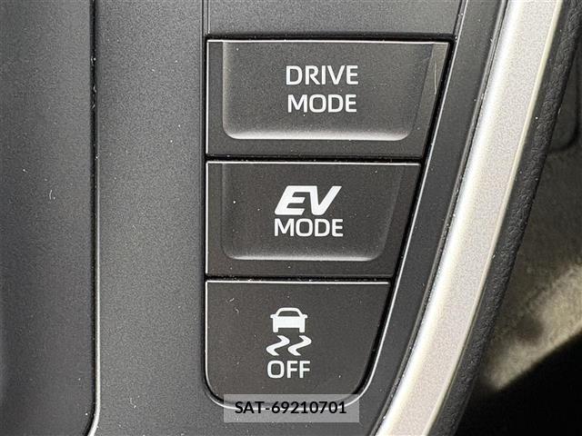 Toyota NOAH 2023 8706413-16