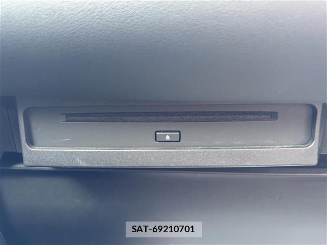 Toyota NOAH 2023 8706413-3