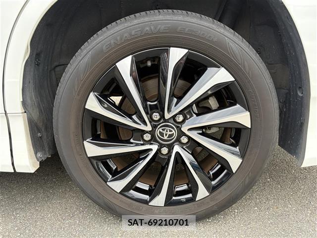 Toyota NOAH 2023 8706413-6