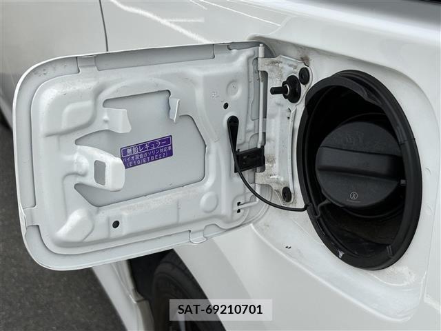 Toyota NOAH 2023 8706413-8