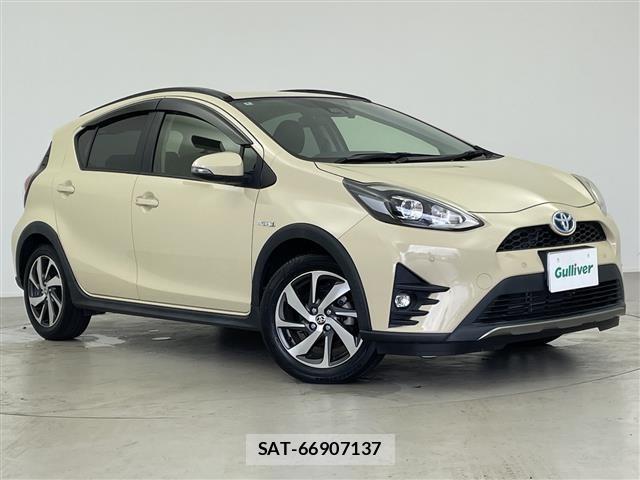 Toyota AQUA 2018 8705860-0