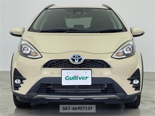 Toyota AQUA 2018 8705860-23