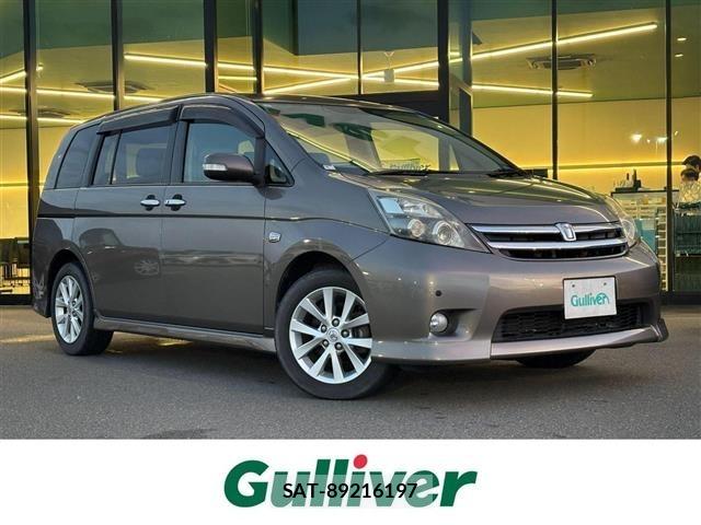 Toyota ISIS 2009 8947902-0
