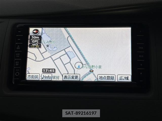 Toyota ISIS 2009 8947902-16