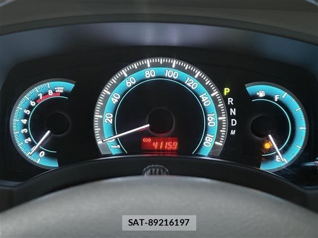 Toyota ISIS 2009 8947902-20
