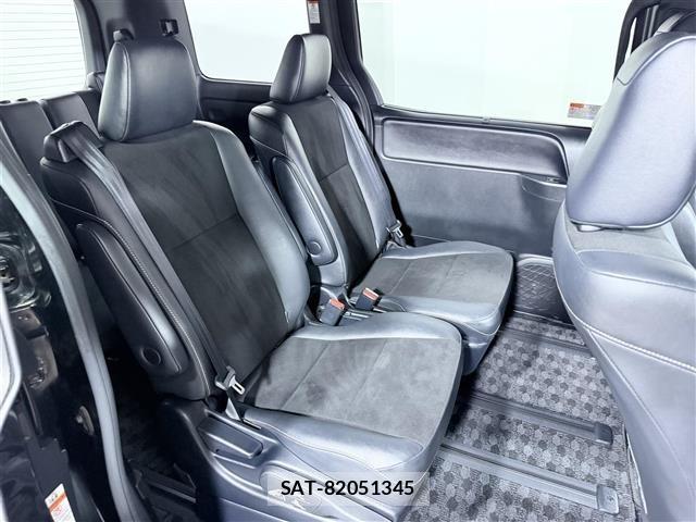 Toyota NOAH 2018 8706414-20