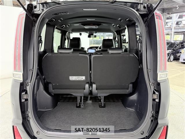 Toyota NOAH 2018 8706414-8