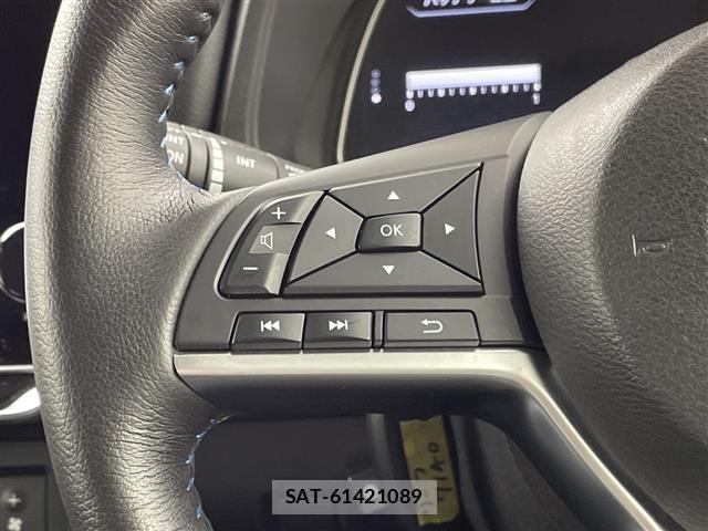 Nissan LEAF 2021 8929051-21