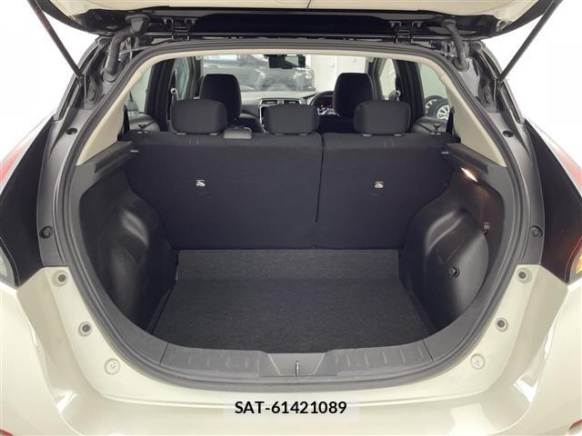 Nissan LEAF 2021 8929051-4