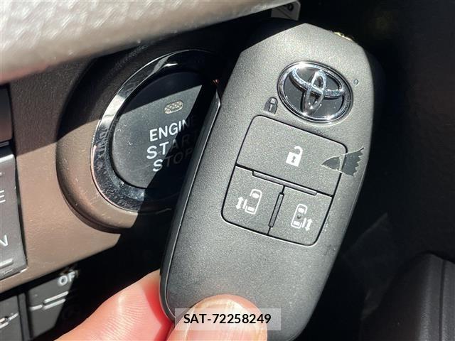 Toyota ROOMY 2023 8915062-4