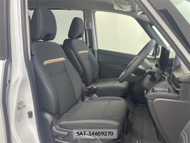 Nissan SERENA 2026 8717097-2