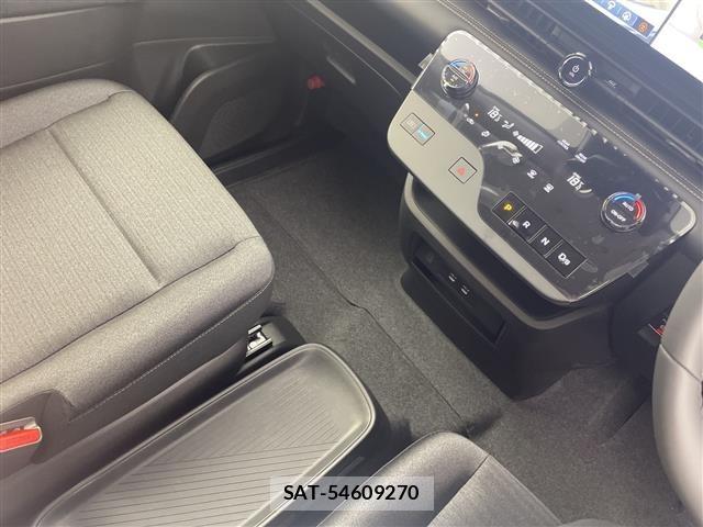 Nissan SERENA 2026 8717097-22