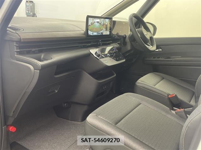 Nissan SERENA 2026 8717097-4
