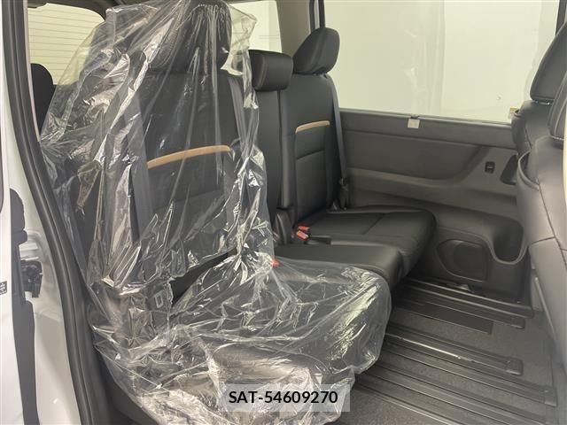 Nissan SERENA 2026 8717097-6