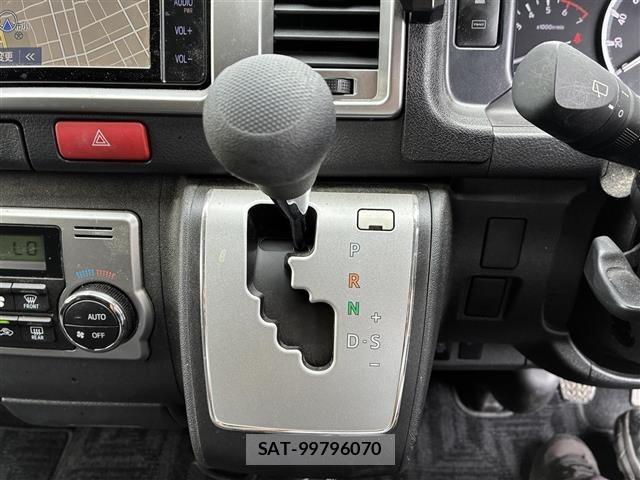 Toyota HIACE WAGON 2022 8861827-10