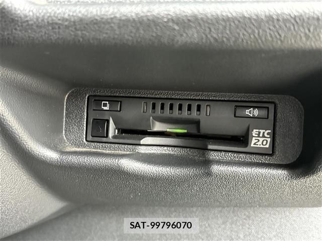 Toyota HIACE WAGON 2022 8861827-22