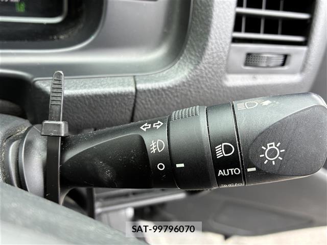 Toyota HIACE WAGON 2022 8861827-8