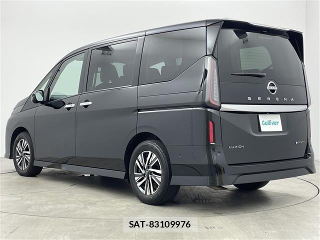 Nissan SERENA 2023 8928231-13